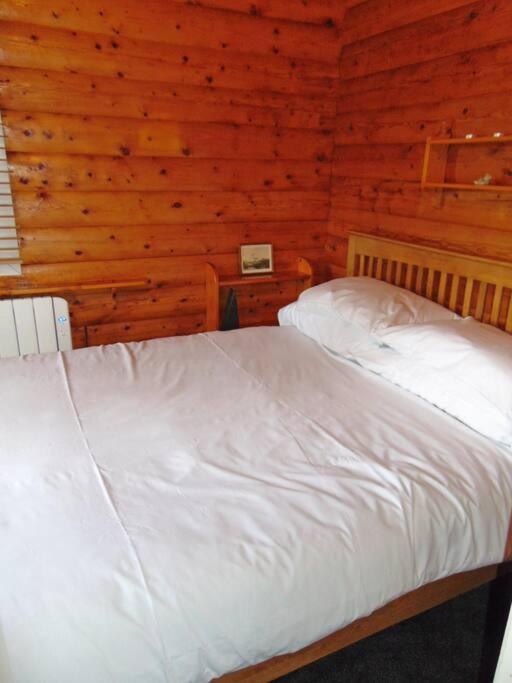 Апартаменти Cabin Trawsfynydd Екстер'єр фото